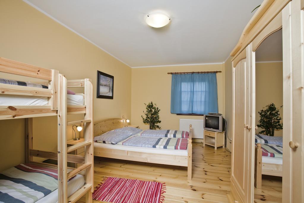 Wellness Hotel Marlin Nová Pec 객실 사진