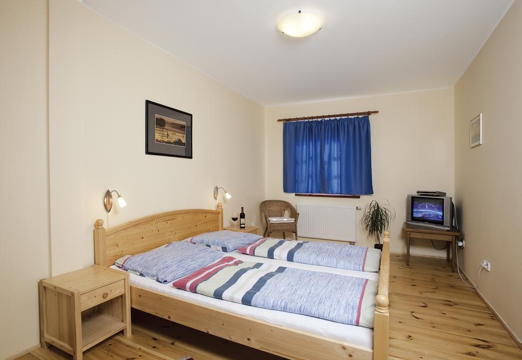 Wellness Hotel Marlin Nová Pec 객실 사진